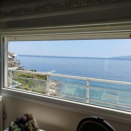 Roof Garden By The Sea Apartment Kavala Bagian luar foto